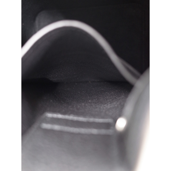 Louis Vuitton Nano LockMe Bucket Shoulder Bag Black - Picture 8 of 9